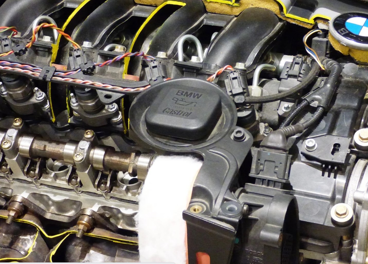 How Much Does It Cost To Replace A Valve Cover Gasket?